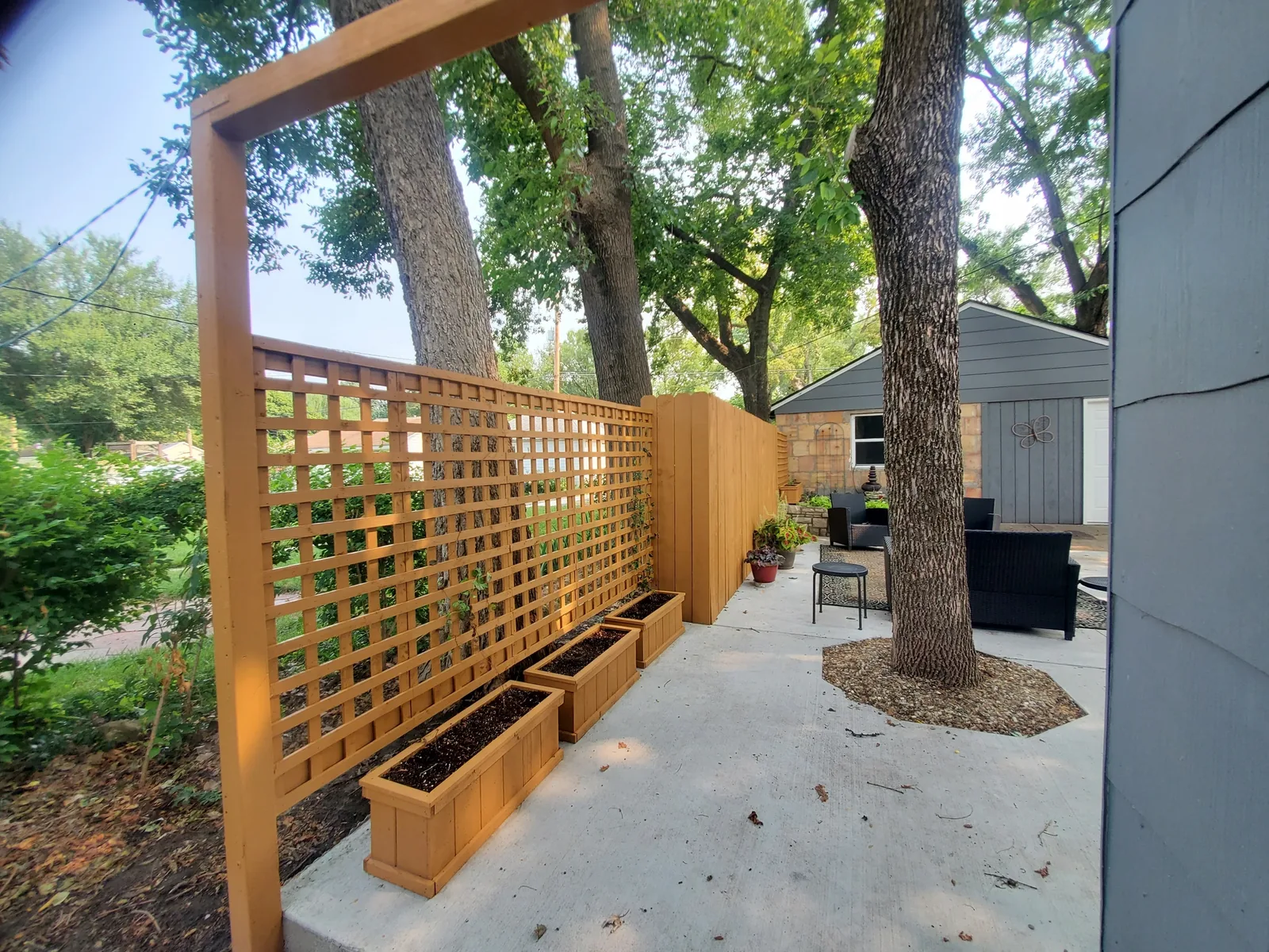 Cedar lattice privacy screen